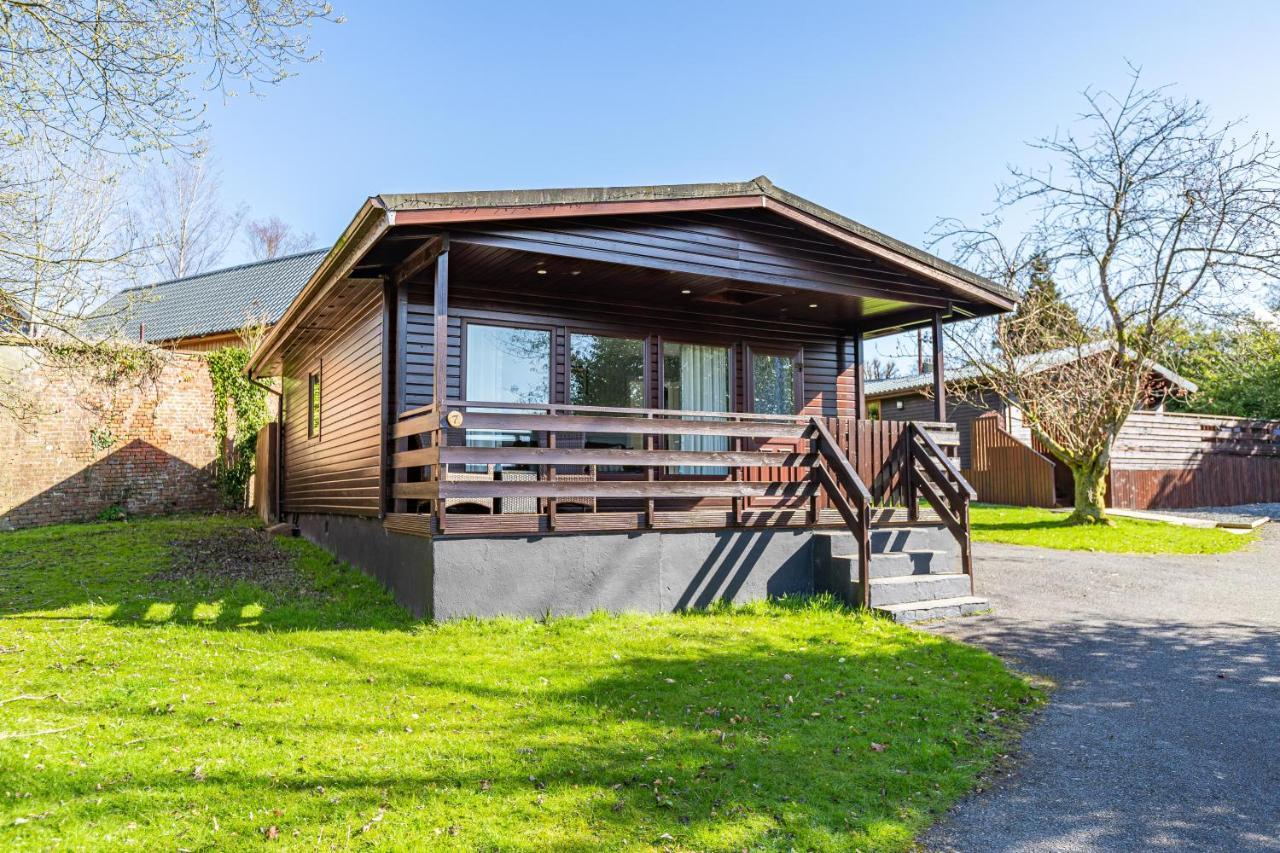 Bluebell Lodge 7 With Hot Tub Newton Stewart Eksteriør bilde