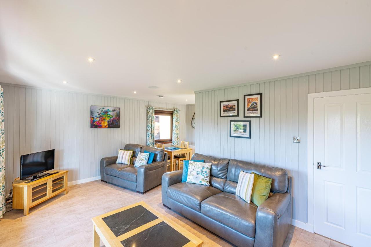 Bluebell Lodge 7 With Hot Tub Newton Stewart Eksteriør bilde