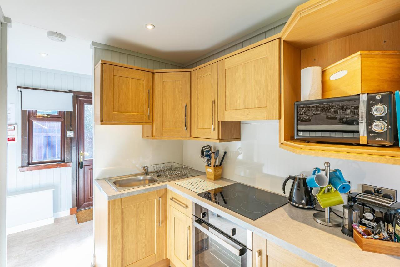 Bluebell Lodge 7 With Hot Tub Newton Stewart Eksteriør bilde